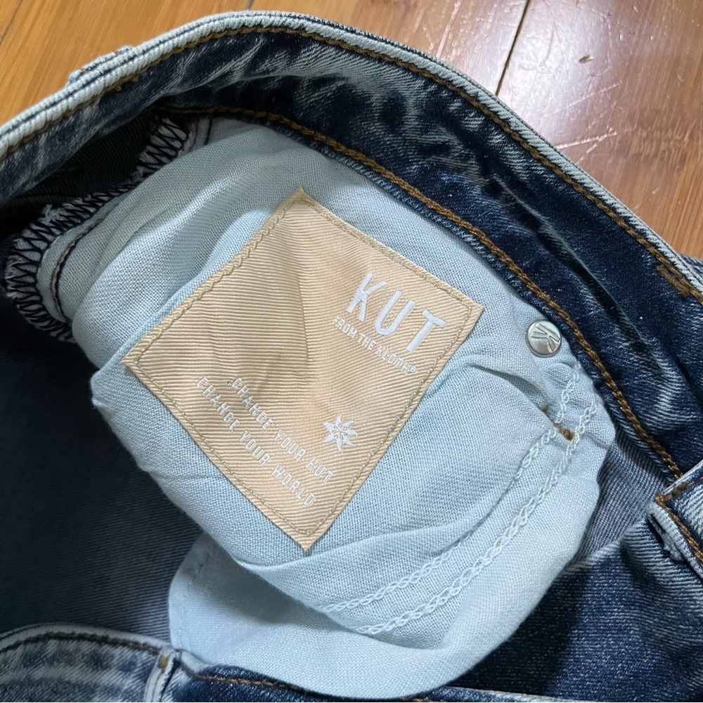Kut from the Kloth High Rise Sienna Straight Leg Jeans in Stone Wash Denim NWOT - Picture 8 of 16